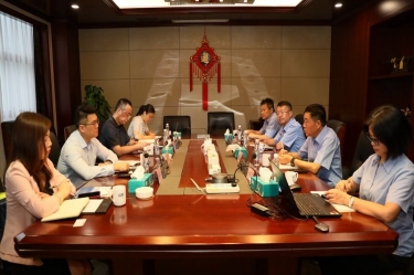 中國(guó)進(jìn)出口銀行浙江省分行行長(zhǎng)彭豪一行蒞臨景興紙業(yè)開(kāi)展銀企高層會(huì)談活動(dòng)